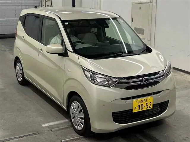 Mitsubishi eK Wagon B33W 2025